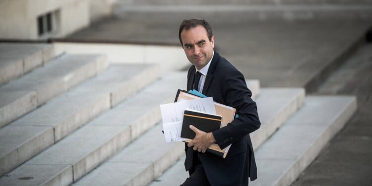 Afrique-France : Macron envoie son ministre des Armées au Niger et en Côte d’Ivoire