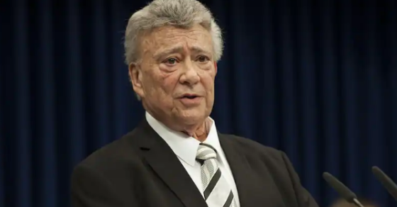 USA : décédé, il est réélu mardi dernier à une écrasante majorité au cours des élections de mi-mandat