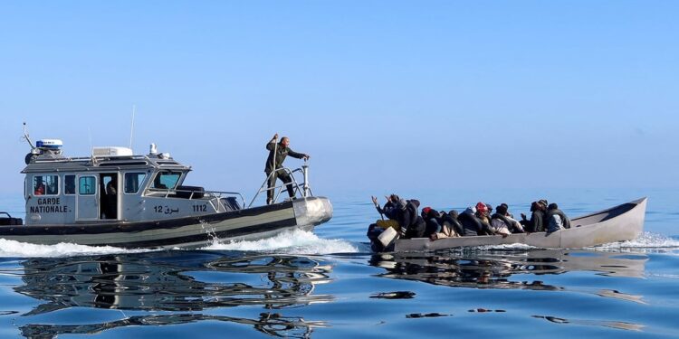 Au large de la Tunisie, deux migrants sont morts et 34 disparus