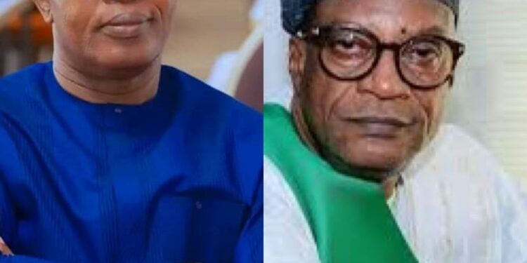  Affaire de parrainage au parti Les Démocrates: Michel Sodjinou introuvable (Houndété l’exhorte à remettre son parrainage au parti)