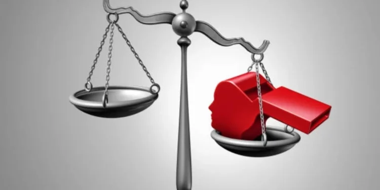 Lanceurs d’alerte : Tunisie, Cap-Vert, Sénégal, que garantit la loi pour ces sujets