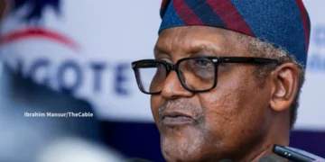 Nigeria : la France reconfirme ses partenariats avec Dangote pour 44 000 véhicules par an