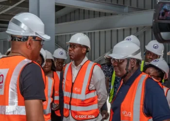 Gdiz au Bénin : Les ministres Assouman et Dossouhoui visitent le chantier d’Ehua Industries