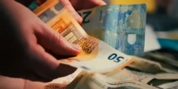 Malgré les tensions, l’Algérie et l’UE coopèrent pour traquer les avoirs illicites – La Nouvelle Tribune